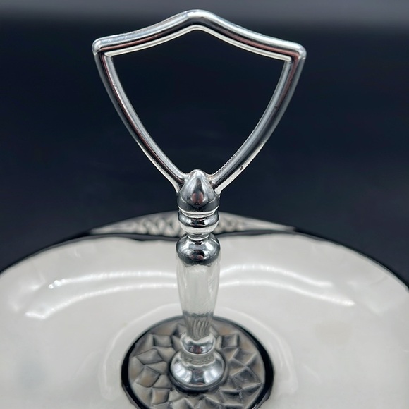 USA Pottery Vintage Nut / Candy Dish - Picture 7 of 7